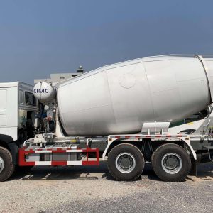 Alternative view of Xe Trộn Bê Tông HOWO V7G 380Hp - 12m3