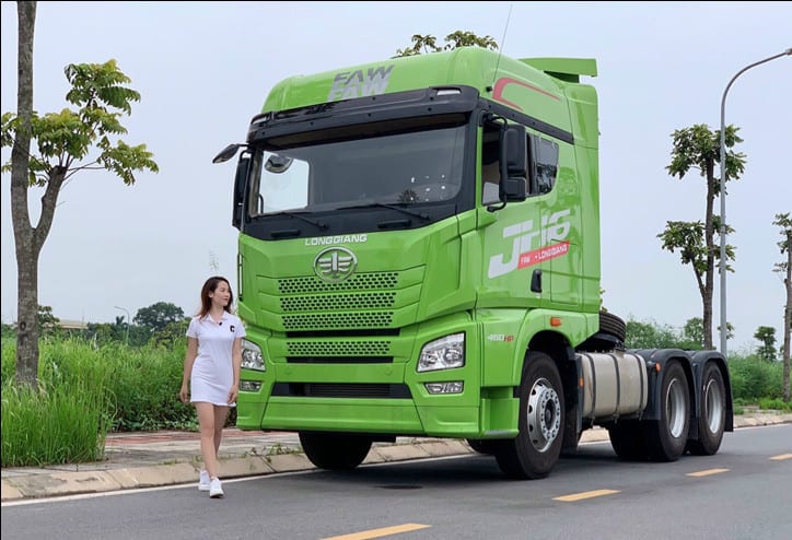 Xe Đầu Kéo Faw 2 Cầu 460HP