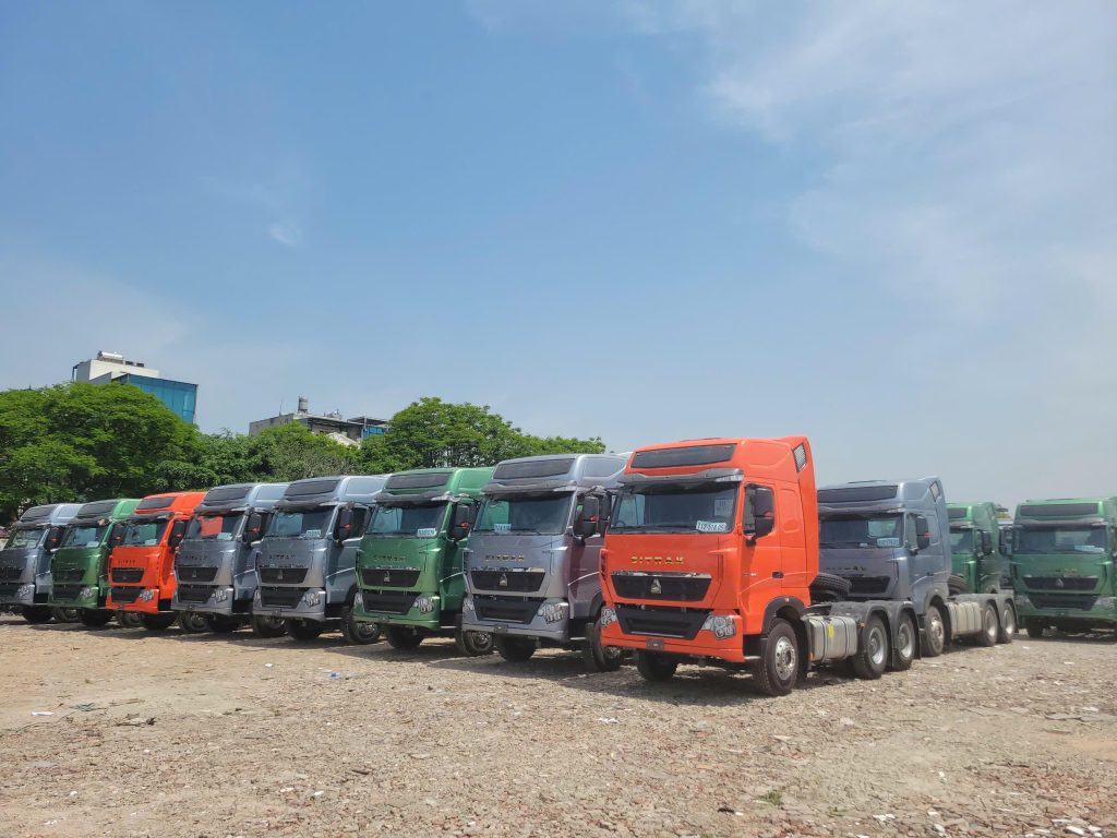 giá xe đầu kéo