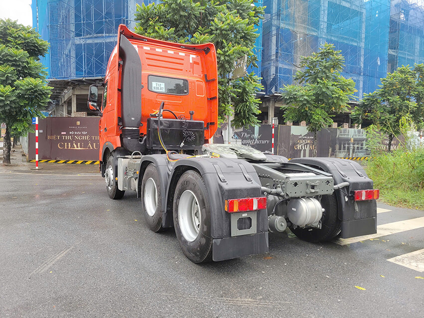 đầu kéo howo 380